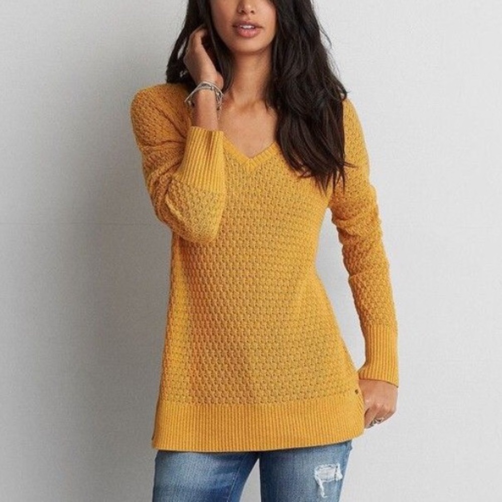 AEO Textured Yellow V-Neck Sweater XS